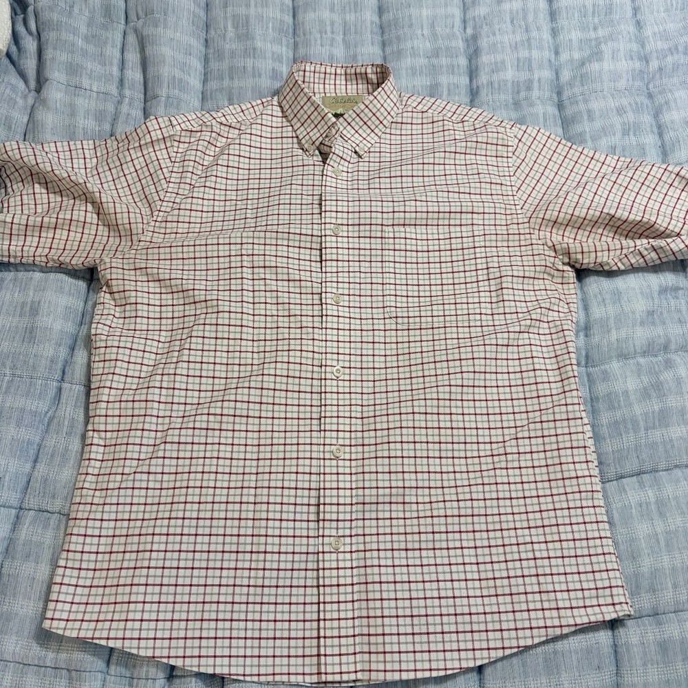 Cabelas Plaid Short Sleeve Shirt Mens L/L Reg/Nor Red Outfitter Series Pre-owned